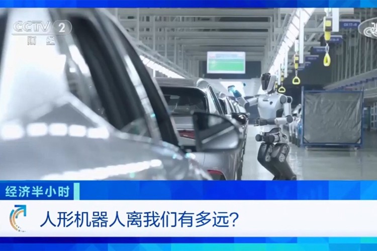 中央电视台《经济半小时》栏目对好博机器人的专题报道